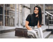 Borden Leather Messenger Bag – Walnut Brown: The Perfect Blend of Style and Functionality