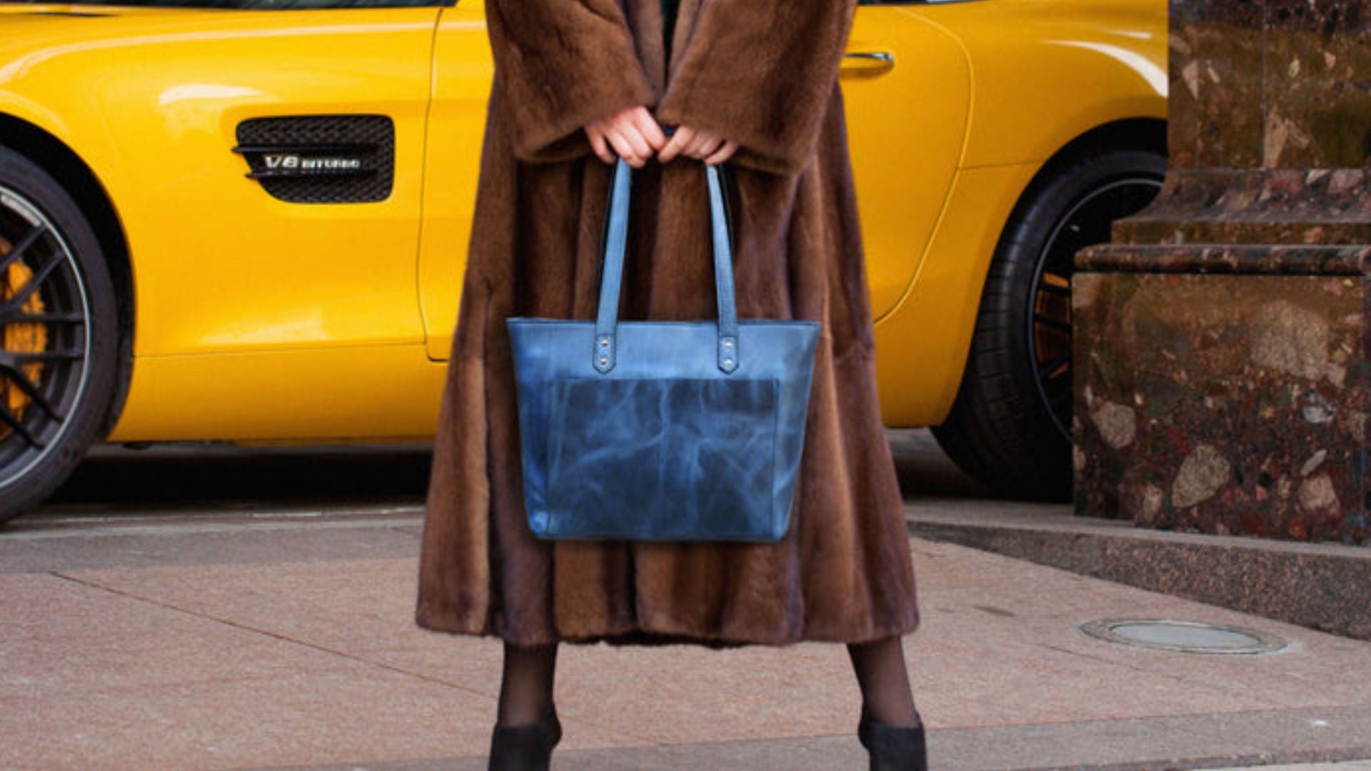 Title: Versatility Meets Style: How to Rock Genuine Leather Handbags for Any Occasion