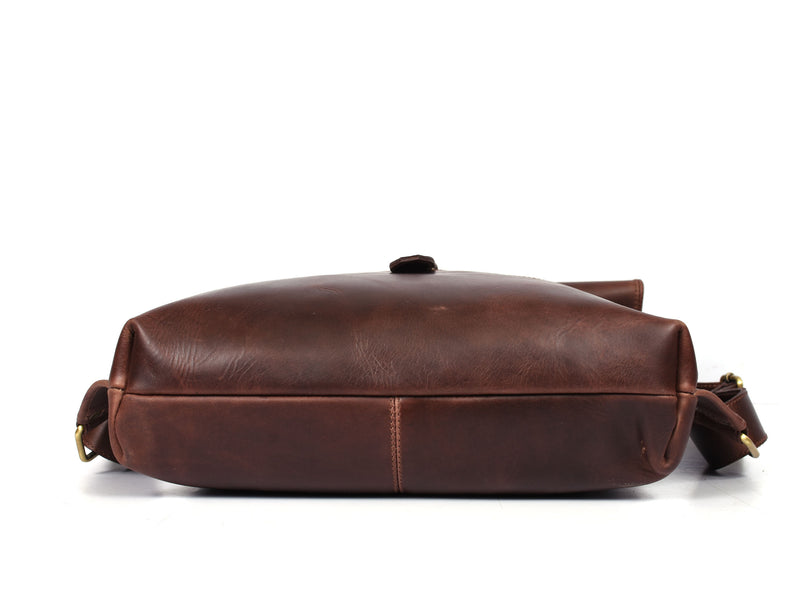Chambly Leather Travel Backpack - Walnut Brown