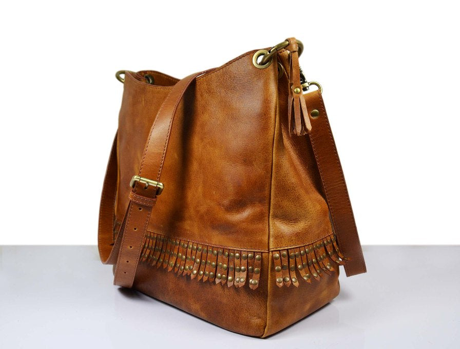 Colorado Leather Sling Bag - Caramel