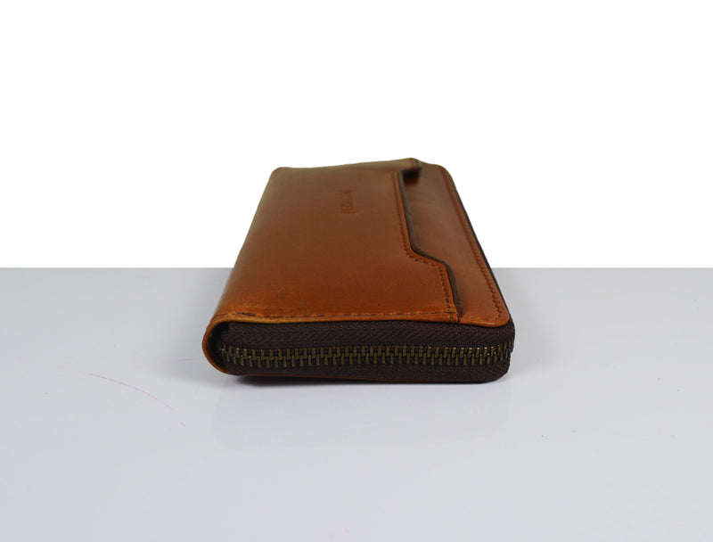 Kenora Leather Clutch Bag - Pecan Brown