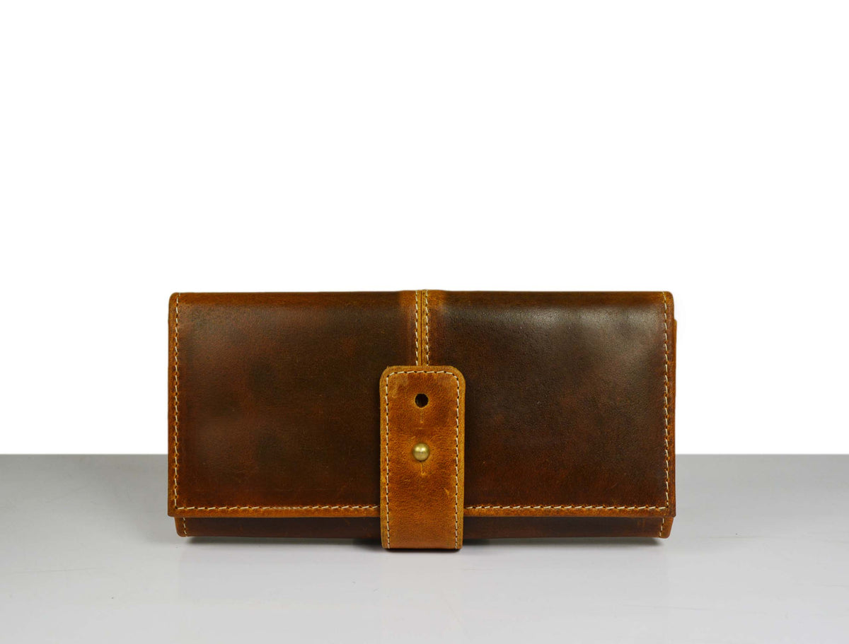 Barrie Leather Clutch Wallet - Caramel Brown