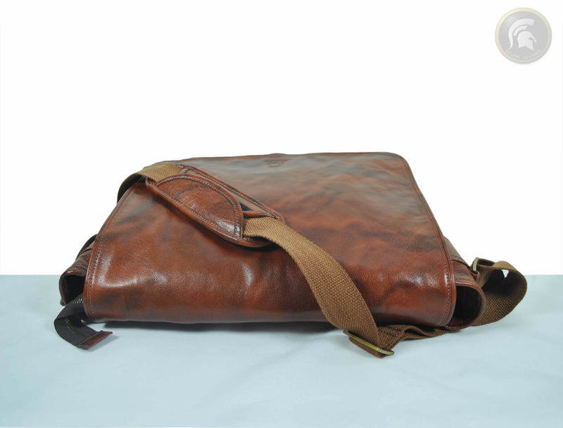 Plano Leather Messenger Bag - Brown