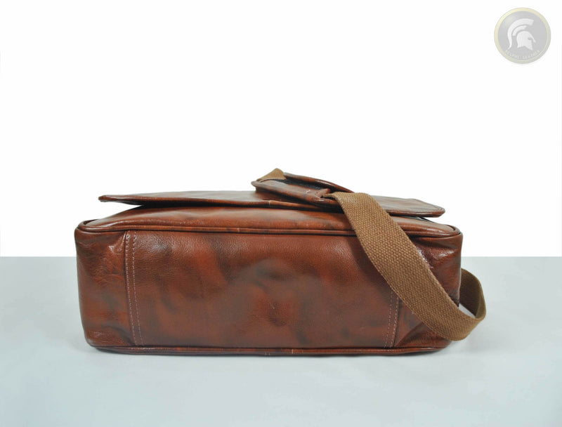 Plano Leather Messenger Bag - Brown
