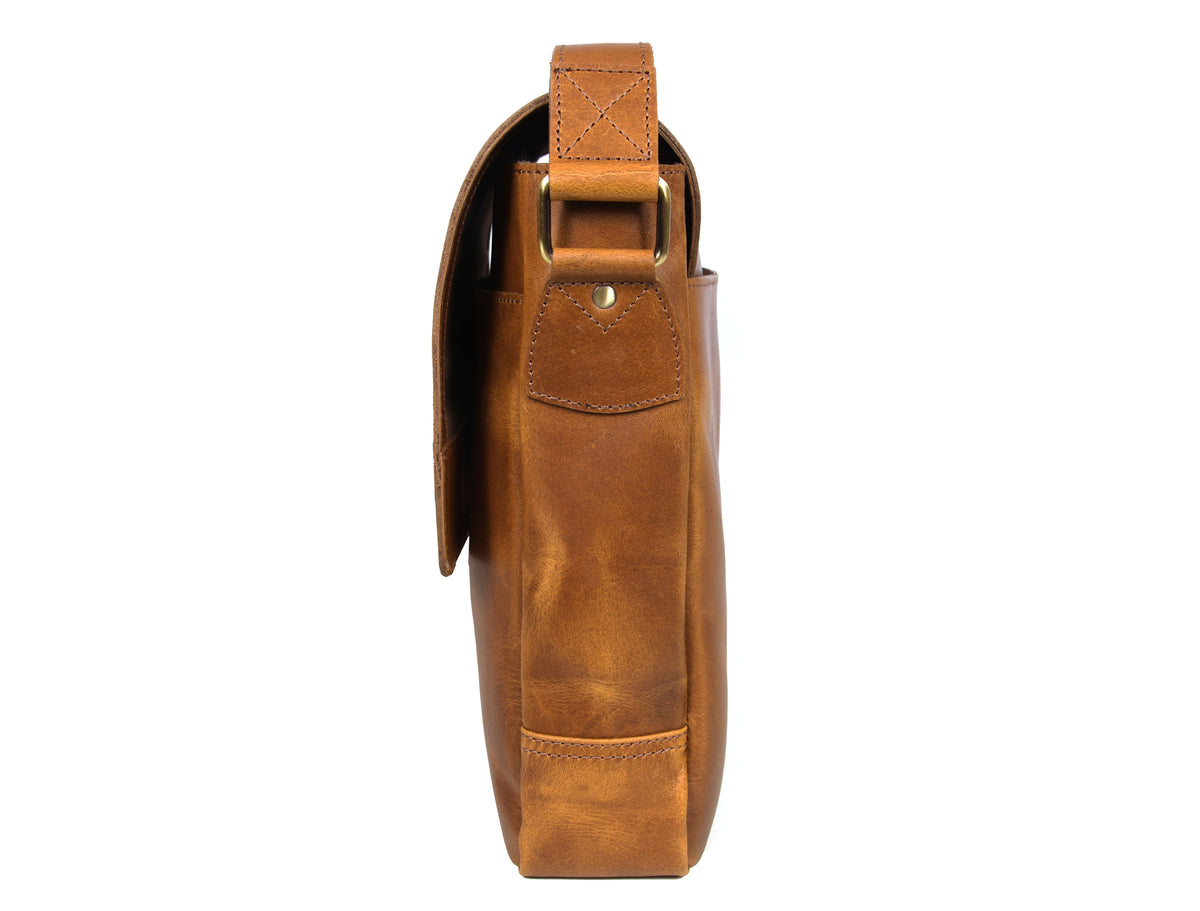 Spruce Leather Messenger Bag - Tawny Brown